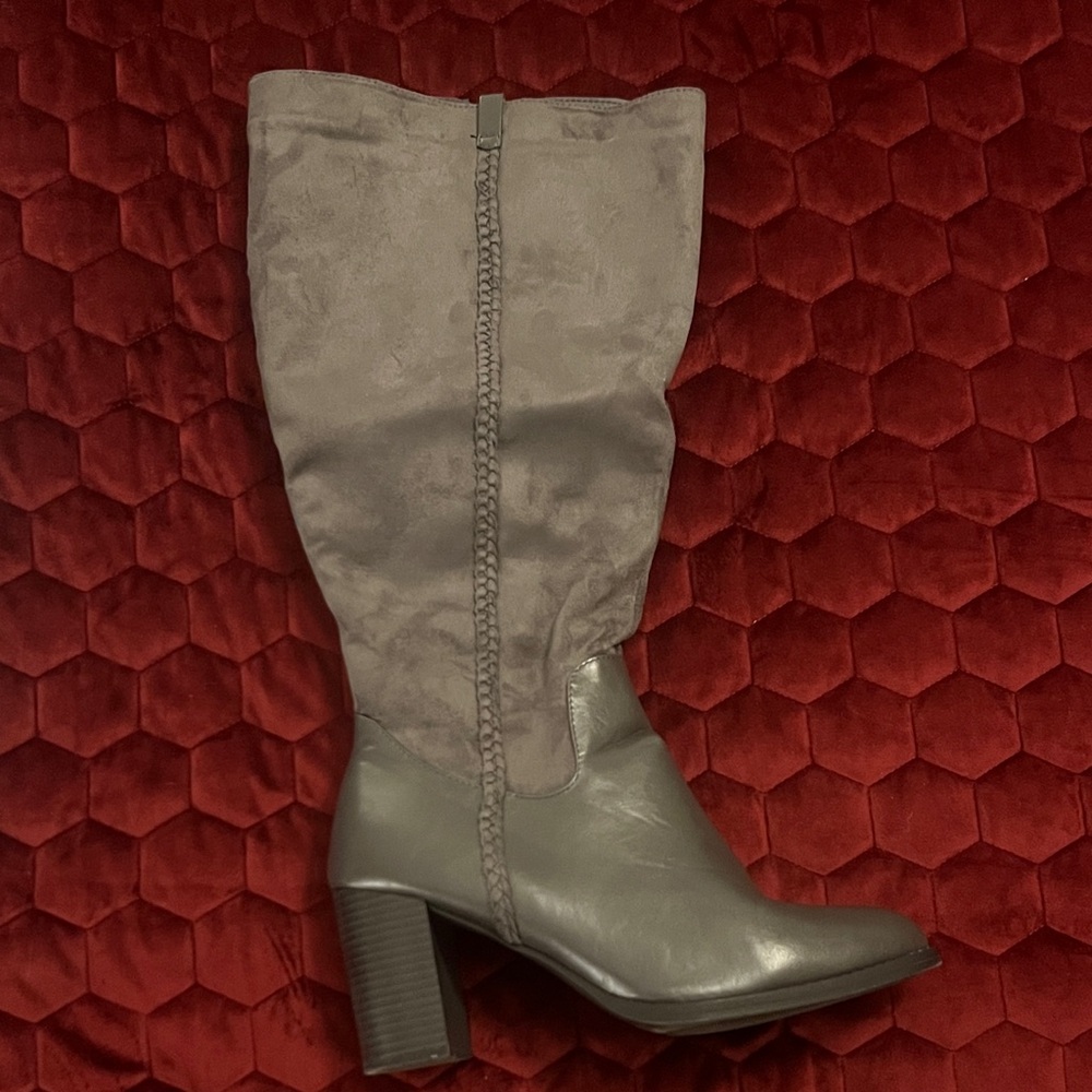 Cloudwalkers Gray Heeled Boots